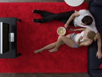 Červený koberec Shaggy 120 x 170